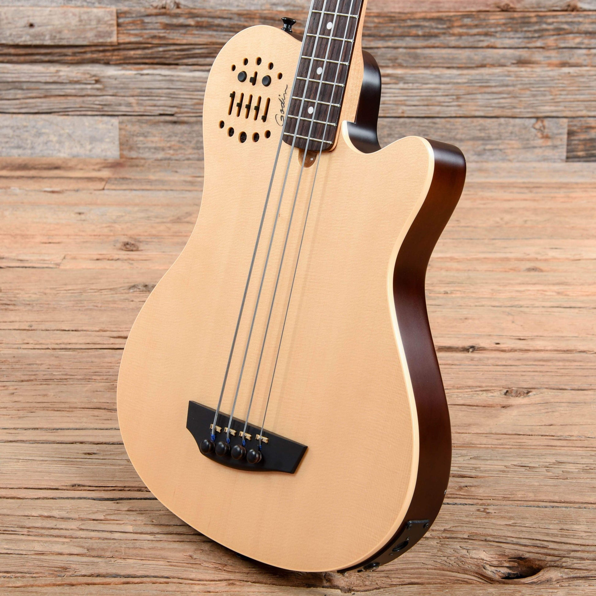Godin A4 Ultra SA Fretted Natural 2007 – Chicago Music Exchange