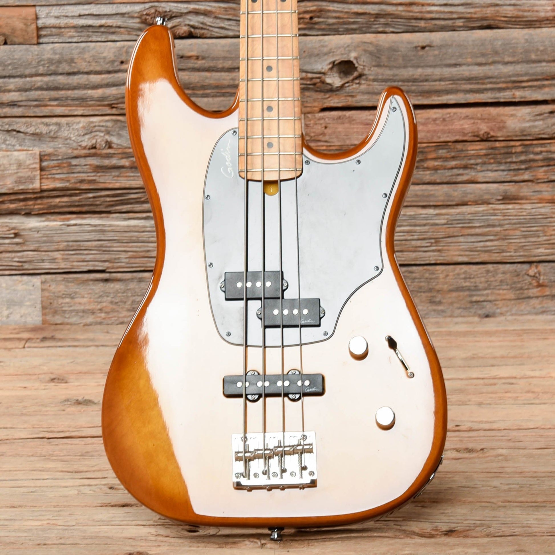 Godin Shifter 4 Classic Bass Honey Burst 2012 Bass Guitars / 4-String