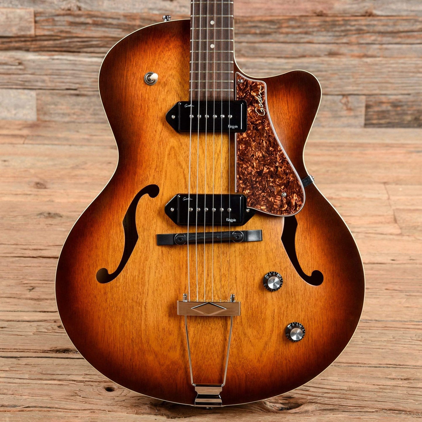 Godin 5th Avenue CW Kingpin II Cognac Burst Electric Guitars / Hollow Body
