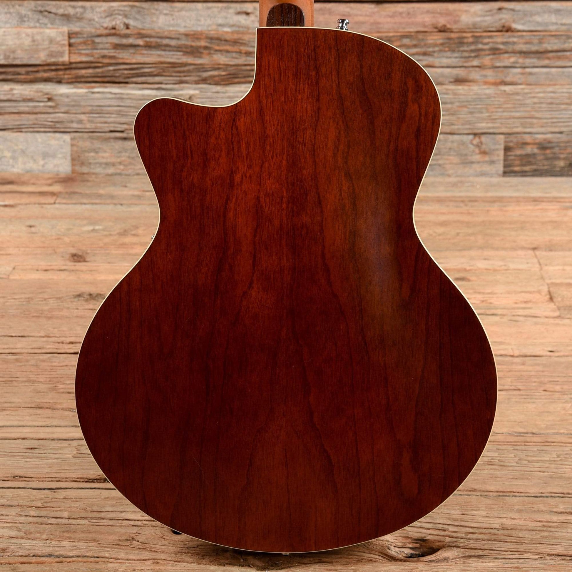 Godin 5th Avenue Kingpin II Cognac Burst 2015 Electric Guitars / Hollow Body