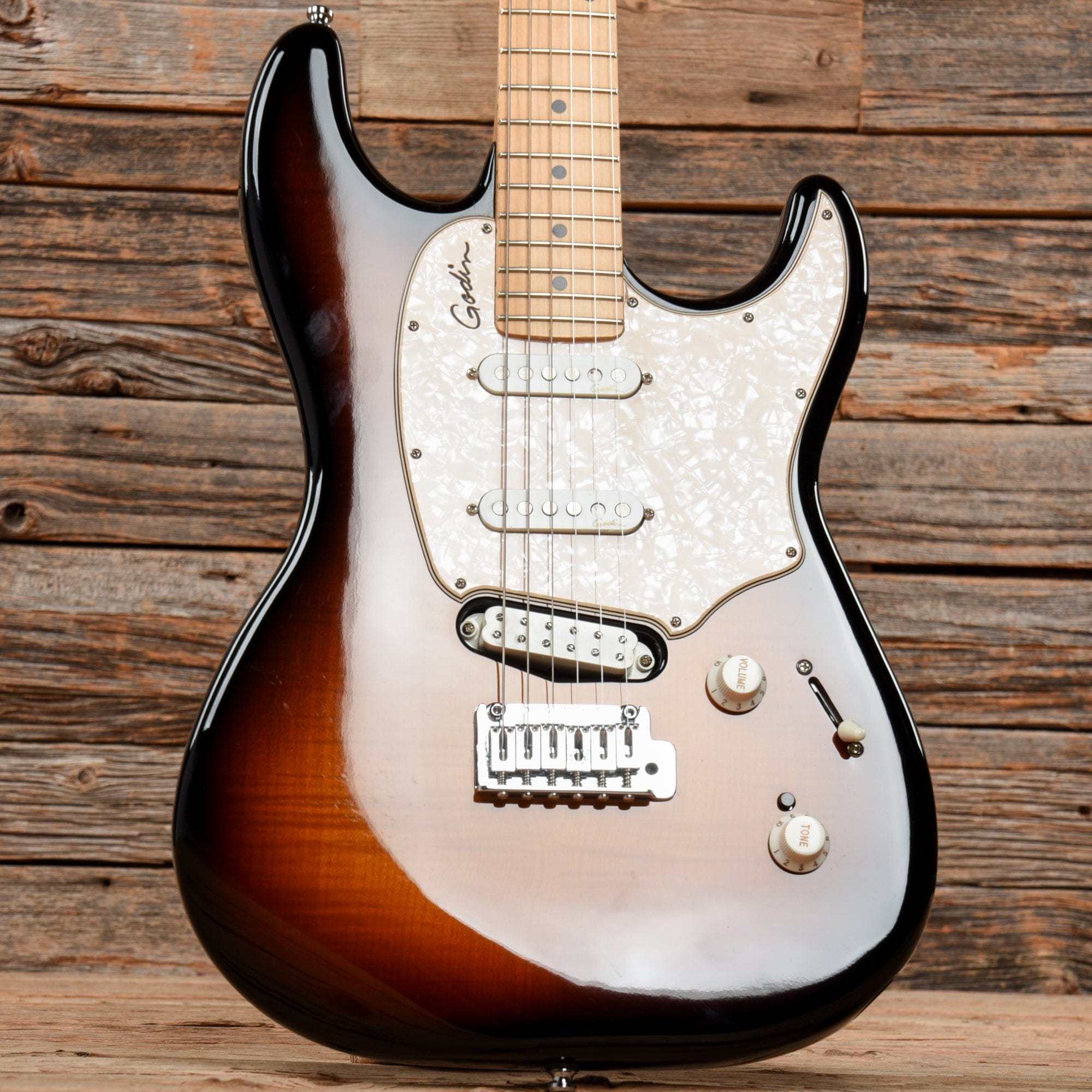 Godin Progression Plus Sunburst 2017 – Chicago Music Exchange