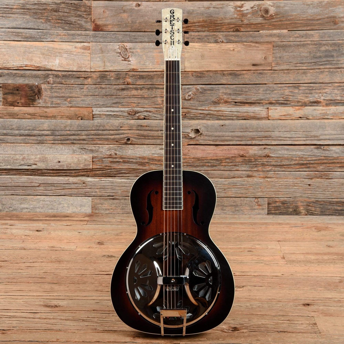 Gretsch G9220 Bobtail Round Neck Mahogany Body 2-Color Sunburst Acoustic/Electric Acoustic Guitars / Built-in Electronics