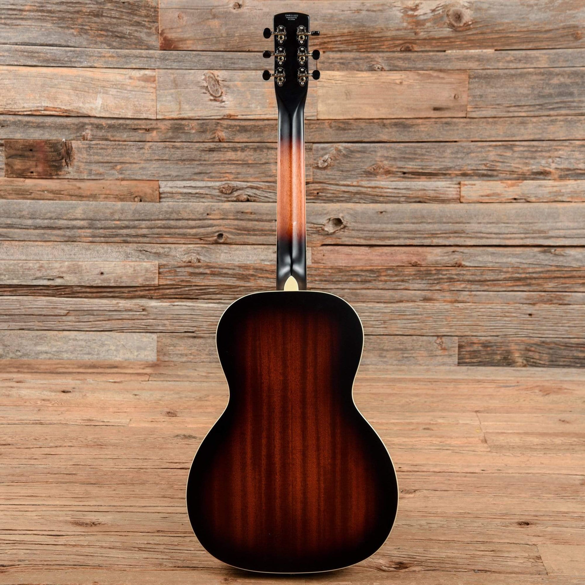 Gretsch G9220 Bobtail Round Neck Mahogany Body 2-Color Sunburst Acoustic/Electric Acoustic Guitars / Built-in Electronics