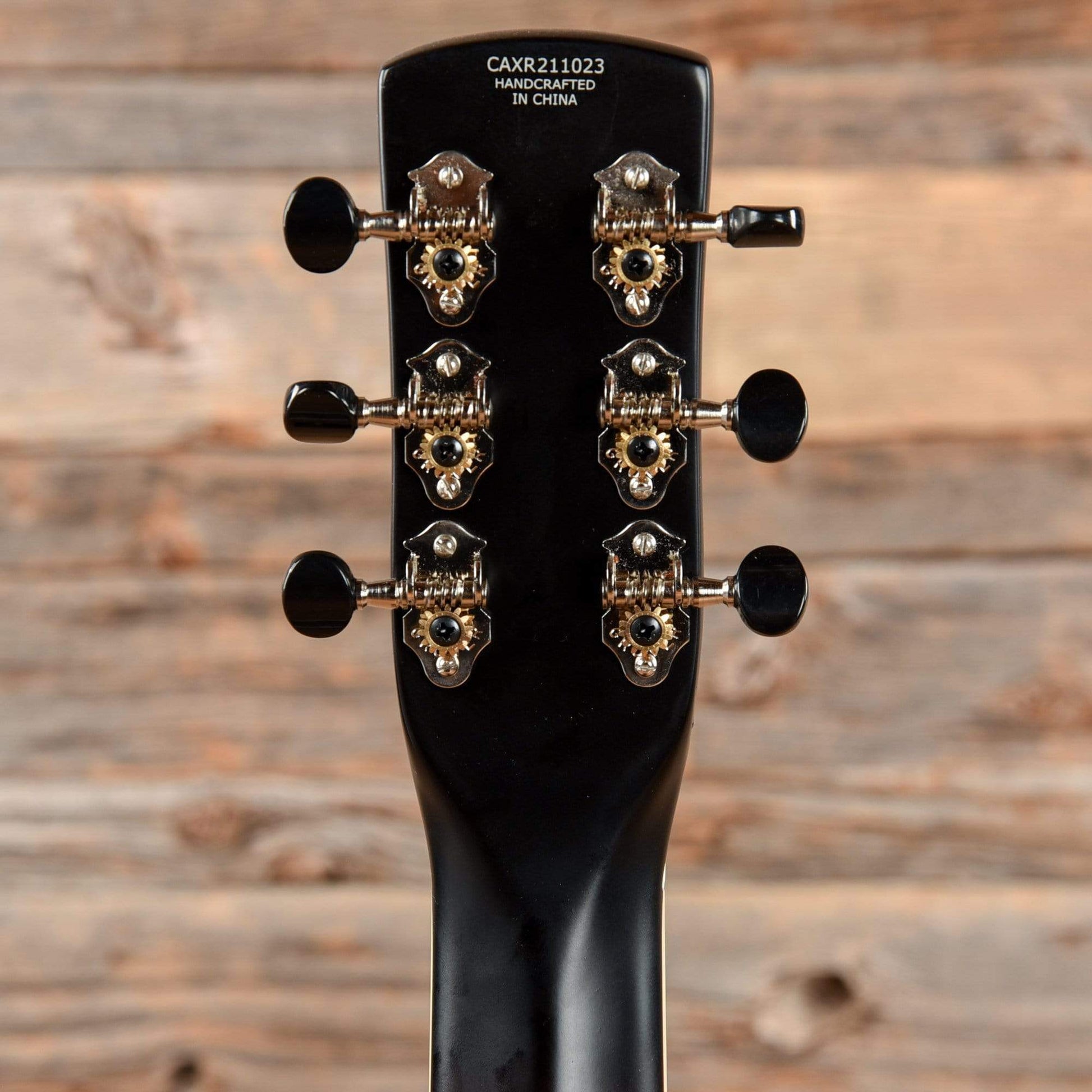 Gretsch G9220 Bobtail Round Neck Mahogany Body 2-Color Sunburst Acoustic/Electric Acoustic Guitars / Built-in Electronics