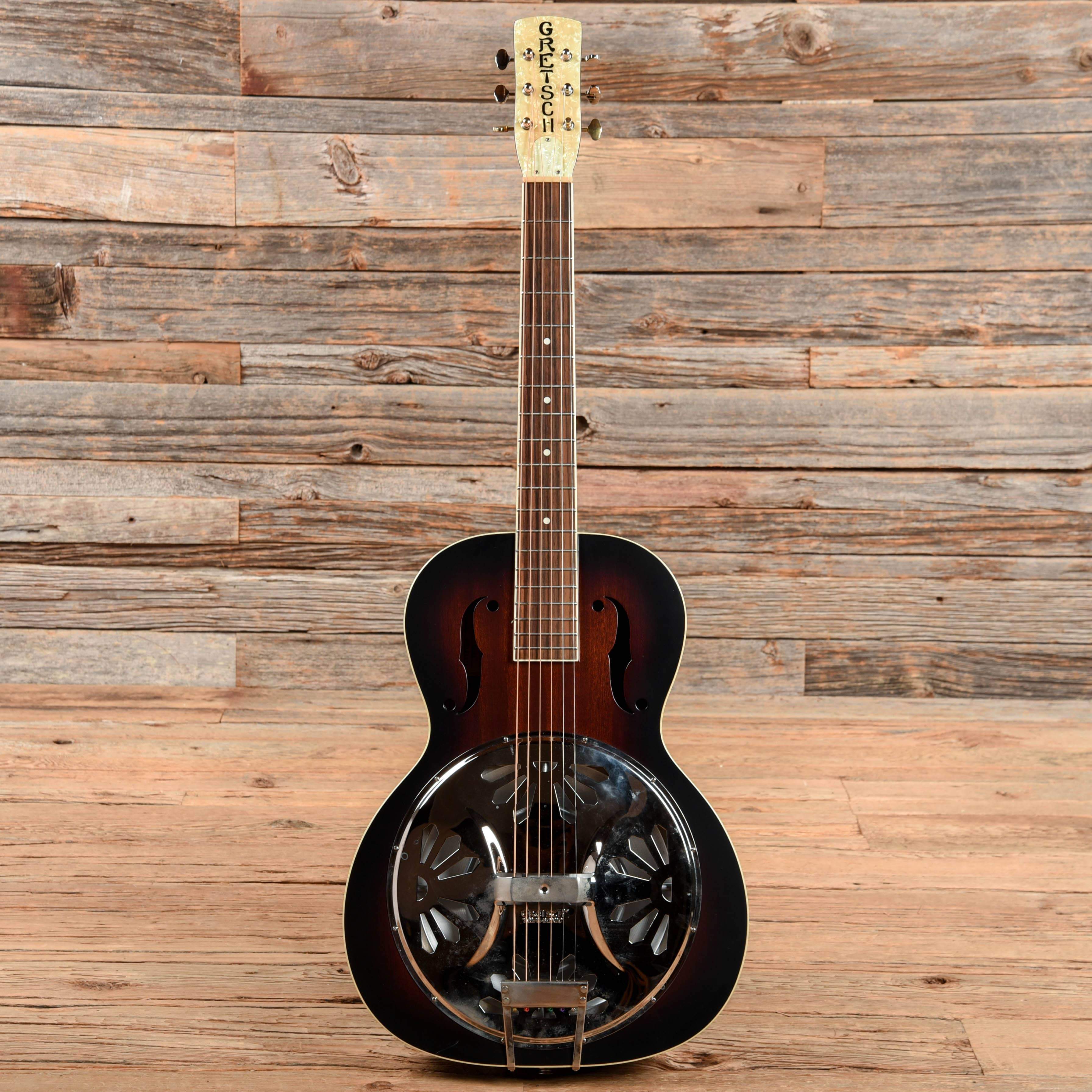 Gretsch G9220 Bobtail Round-Neck Sunburst Acoustic Guitars / Resonator