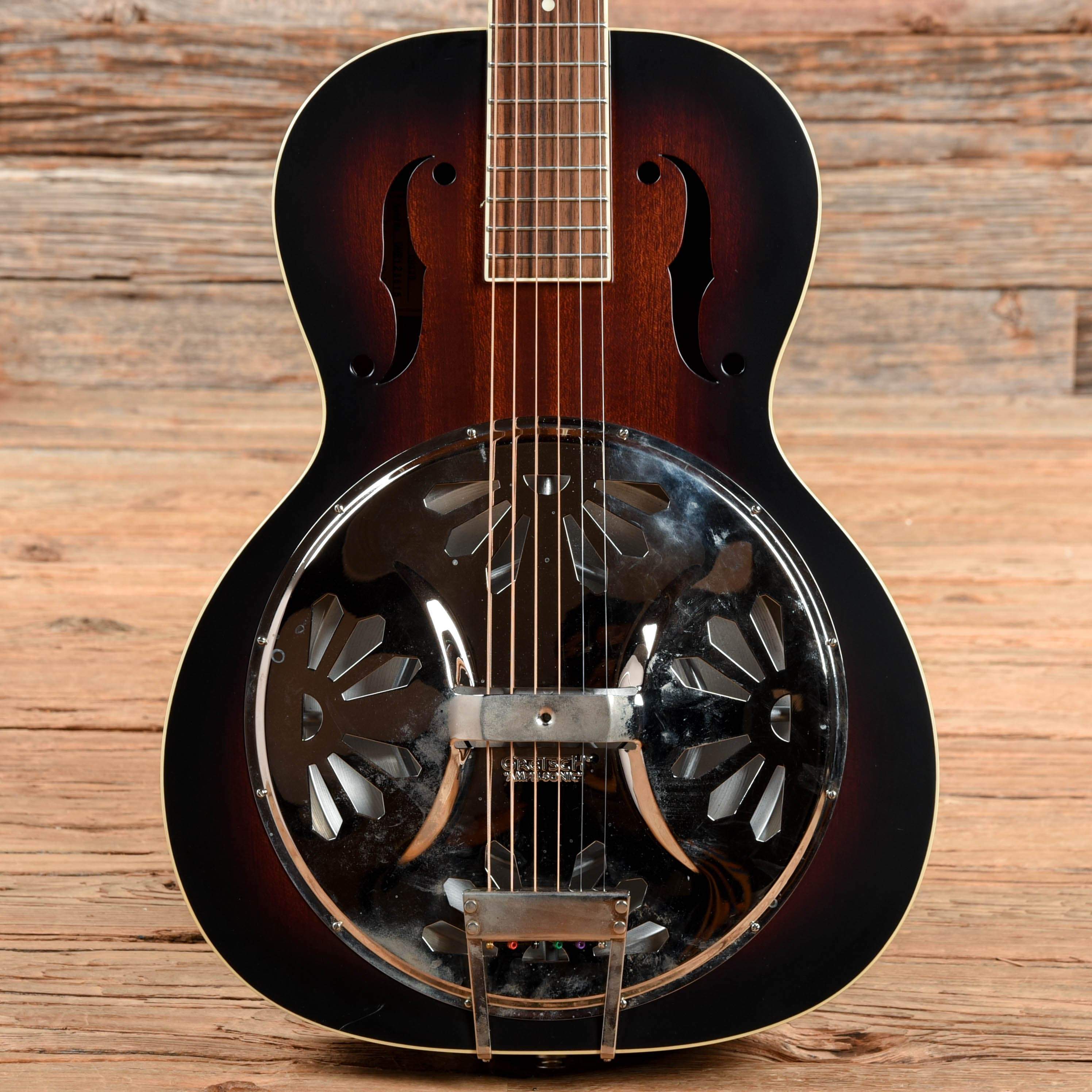 Gretsch G9220 Bobtail Round-Neck Sunburst Acoustic Guitars / Resonator