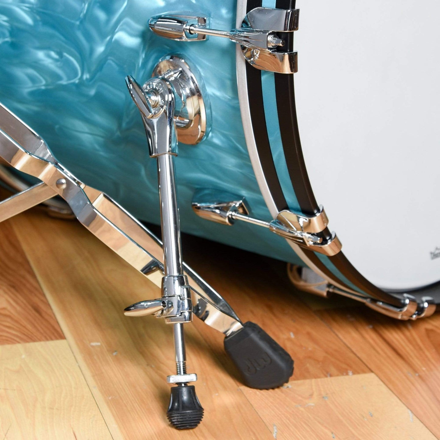 Gretsch Broadkaster 10/12/16/22 4pc. Drum Kit Aqua Satin Flame Drums and Percussion / Acoustic Drums / Full Acoustic Kits