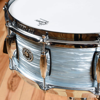 Gretsch Brooklyn 13/16/22/5.5x14 4pc. Drum Kit Vintage Oyster White Drums and Percussion / Acoustic Drums / Full Acoustic Kits