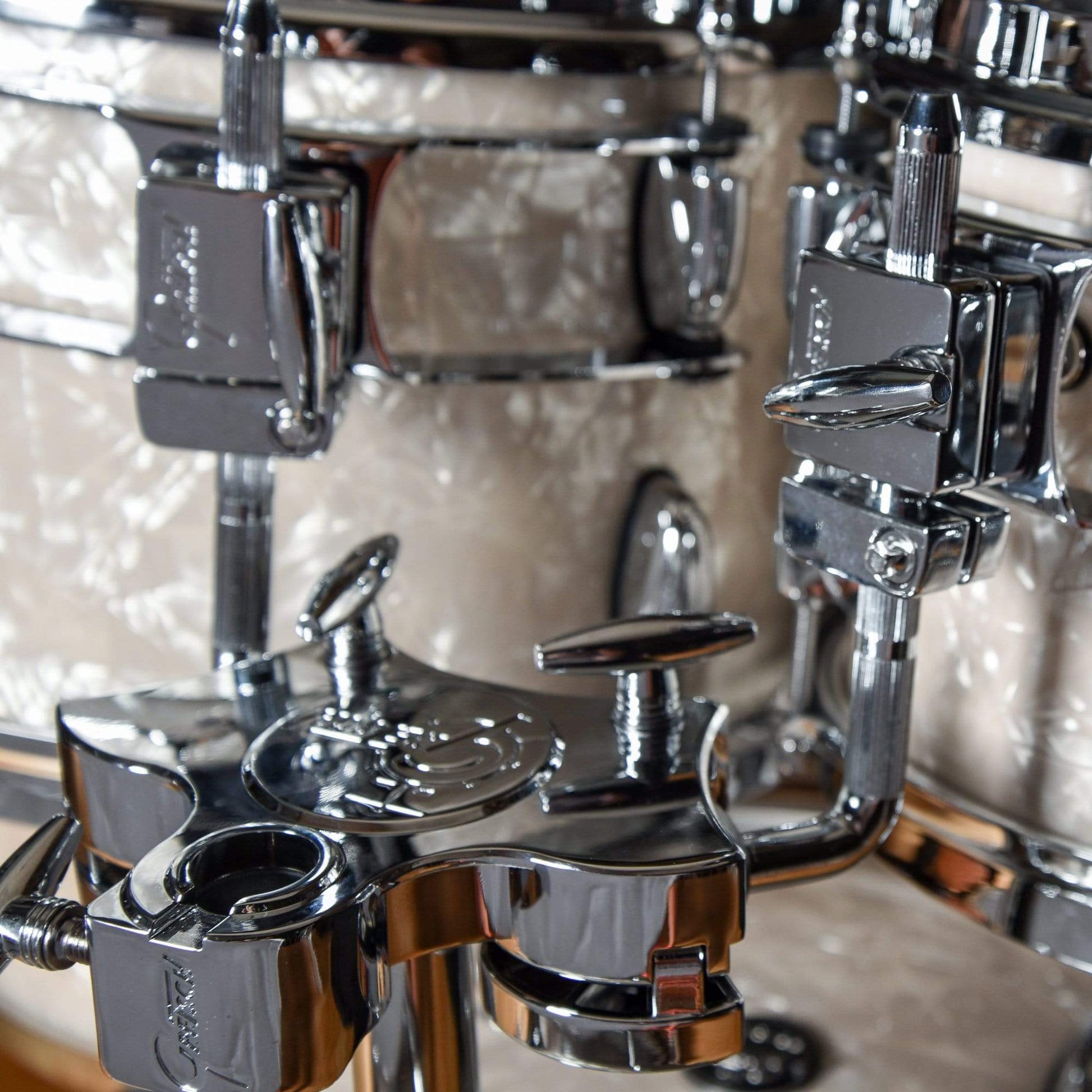 Gretsch Renown 10/12/16/22 4pc. Drum Kit Vintage Pearl Drums and Percussion / Acoustic Drums / Full Acoustic Kits