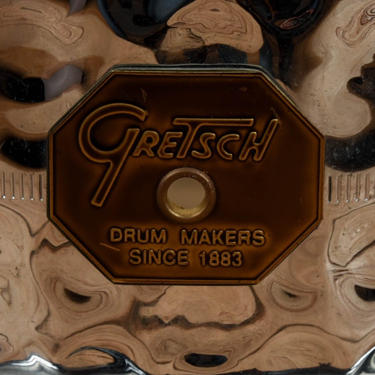 Gretsch Drums 5x14 Hammered Chrome over Brass Snare Drum USED Drums and Percussion / Acoustic Drums / Snare