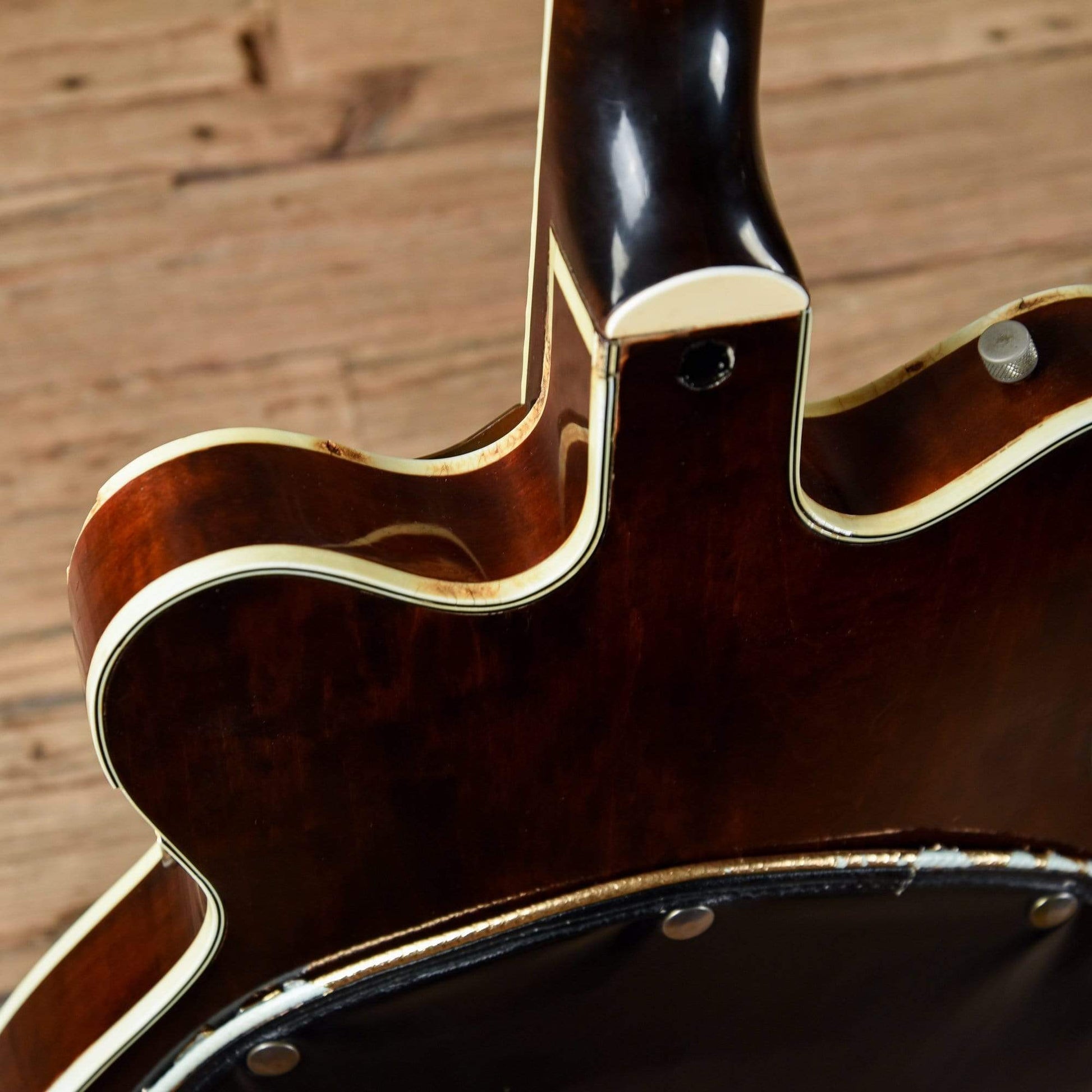 Gretsch 6122 Chet Atkins Country Gentleman Burgundy 1964 Electric Guitars / Hollow Body