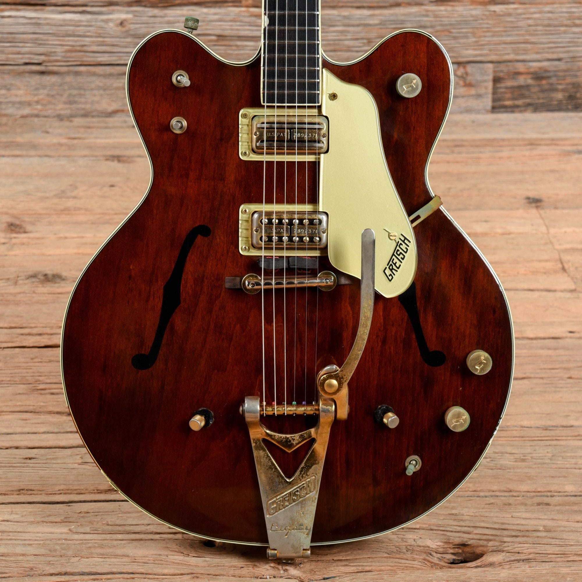 Gretsch 6122 Chet Atkins Country Gentleman Walnut 1966 Electric Guitars / Hollow Body
