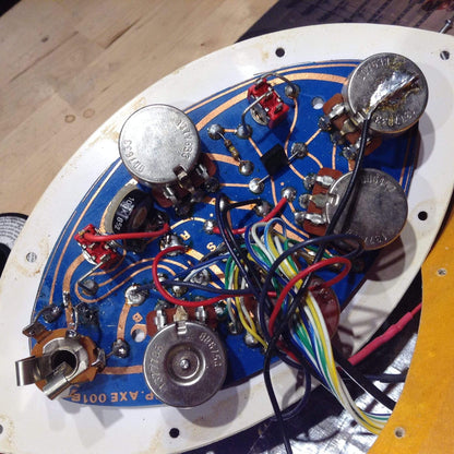 Gretsch Chet Atkins Super Axe Sunburst 1980 Electric Guitars / Hollow Body