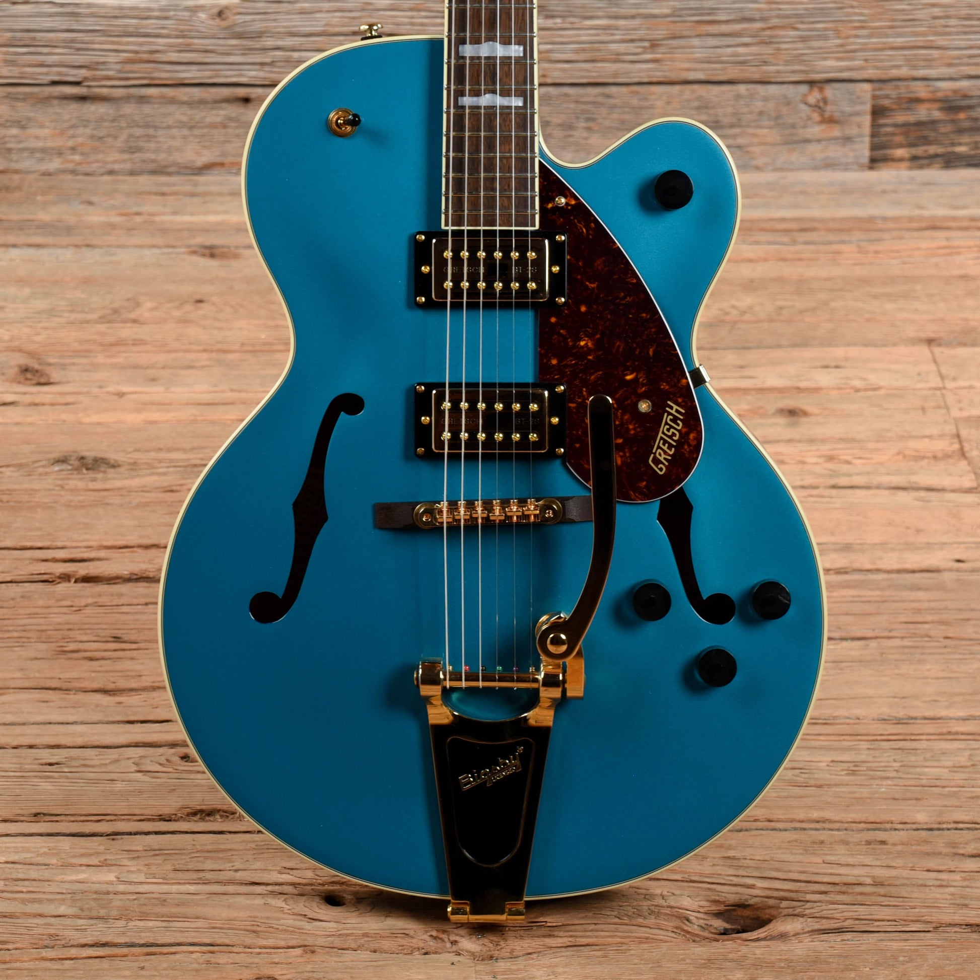 Gretsch G2410TG Streamliner Hollow Body Single-Cut and Gold Hardware Ocean Turquoise w/Bigsby Electric Guitars / Hollow Body