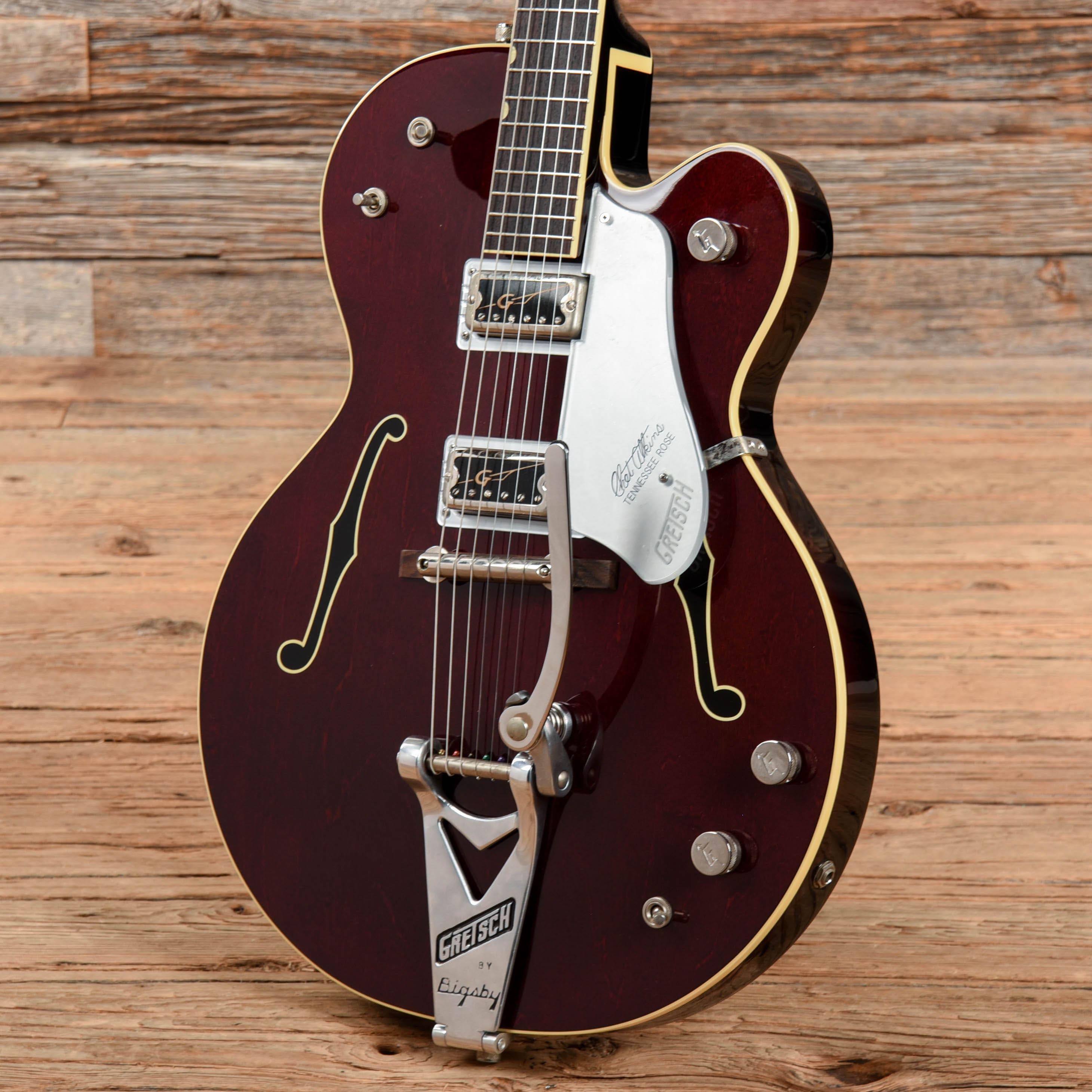 Gretsch G6119T-62 Vintage Select '62 Chet Atkins Tennessee Rose Walnut 2016 Electric Guitars / Hollow Body