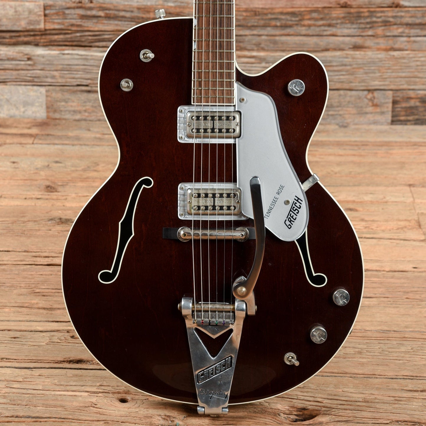 Gretsch G6119T Walnut 1996 Electric Guitars / Hollow Body