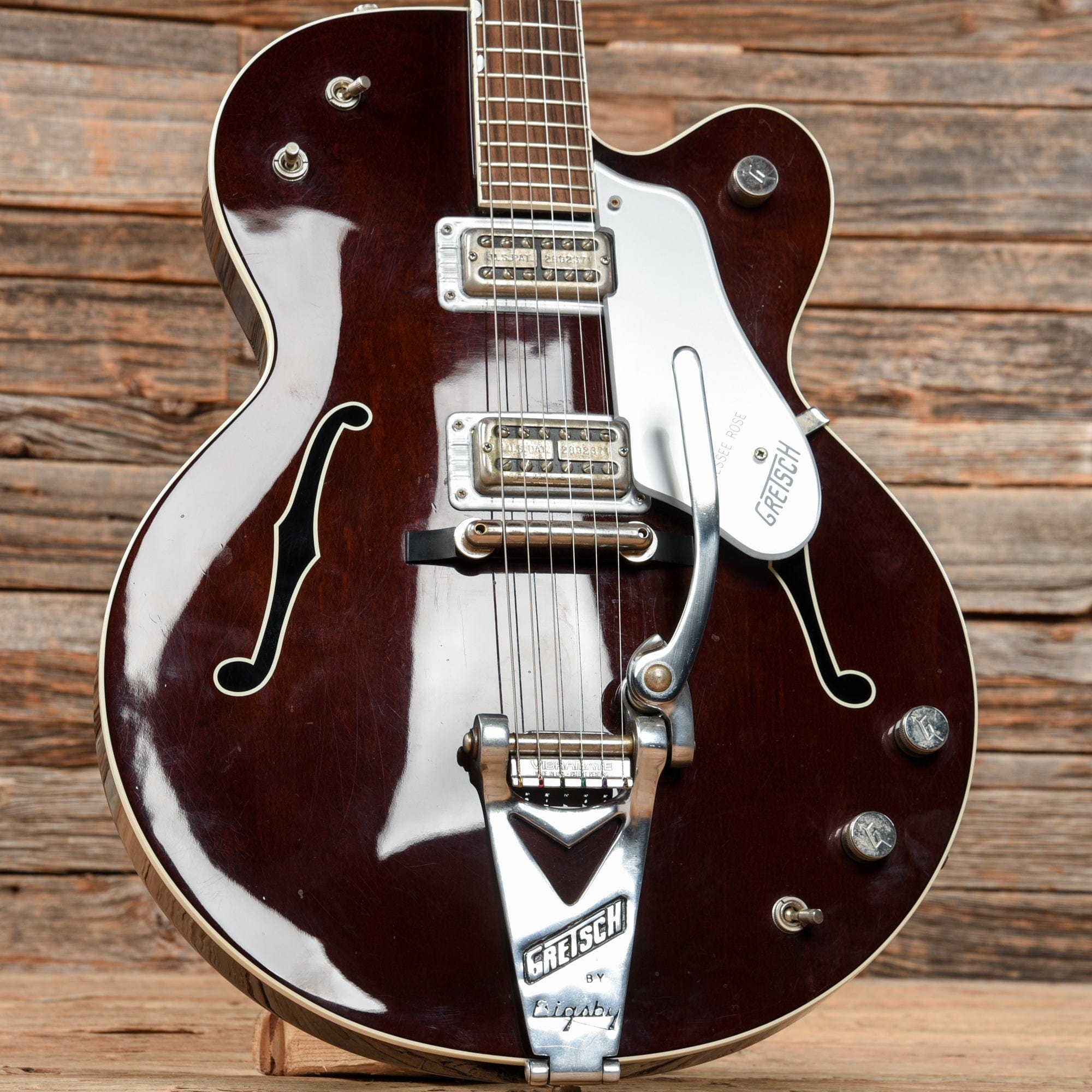 Gretsch G6119T Walnut 1996 Electric Guitars / Hollow Body