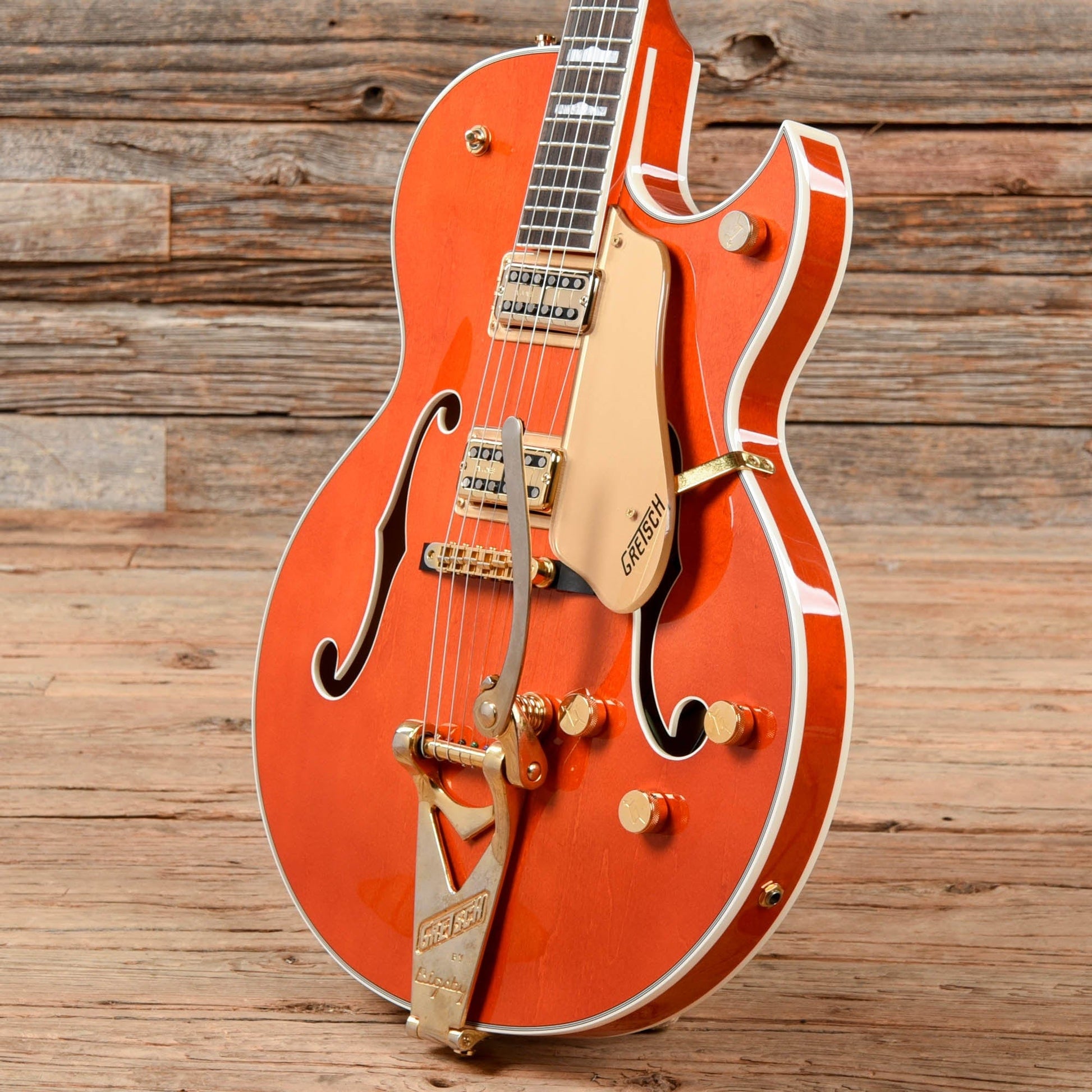 Gretsch 6120-N Orange 2001 Electric Guitars / Semi-Hollow