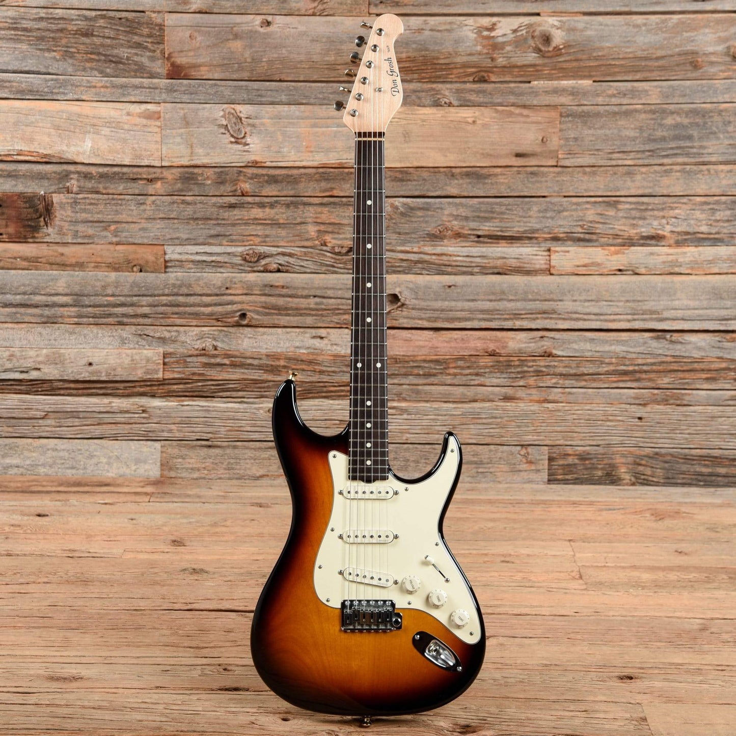 Grosh Guitars Retro Classic Standard Sunburst 2015 Electric Guitars / Solid Body