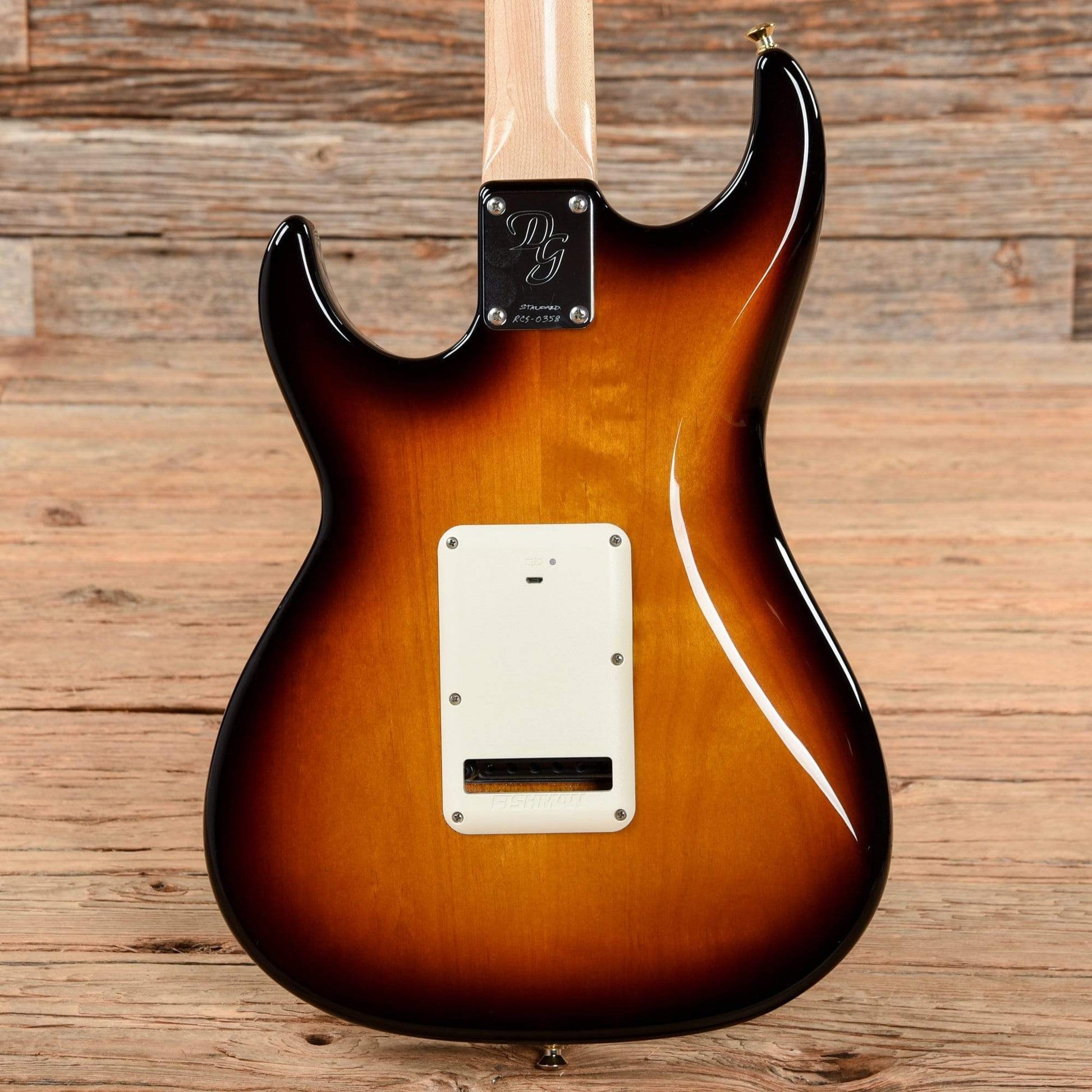 Grosh Guitars Retro Classic Standard Sunburst 2015 Electric Guitars / Solid Body