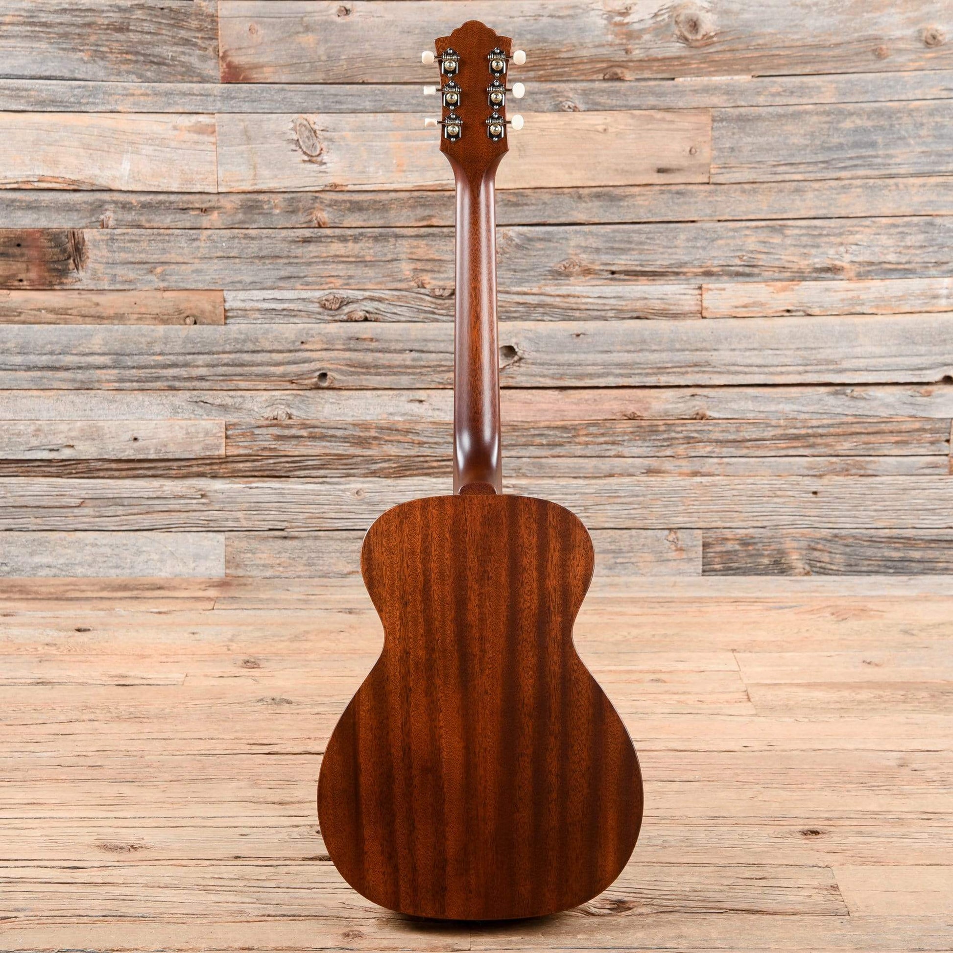 Guild USA M-20e Concert Acoustic Electric Natural w/LR Baggs Pickup Acoustic Guitars / Built-in Electronics