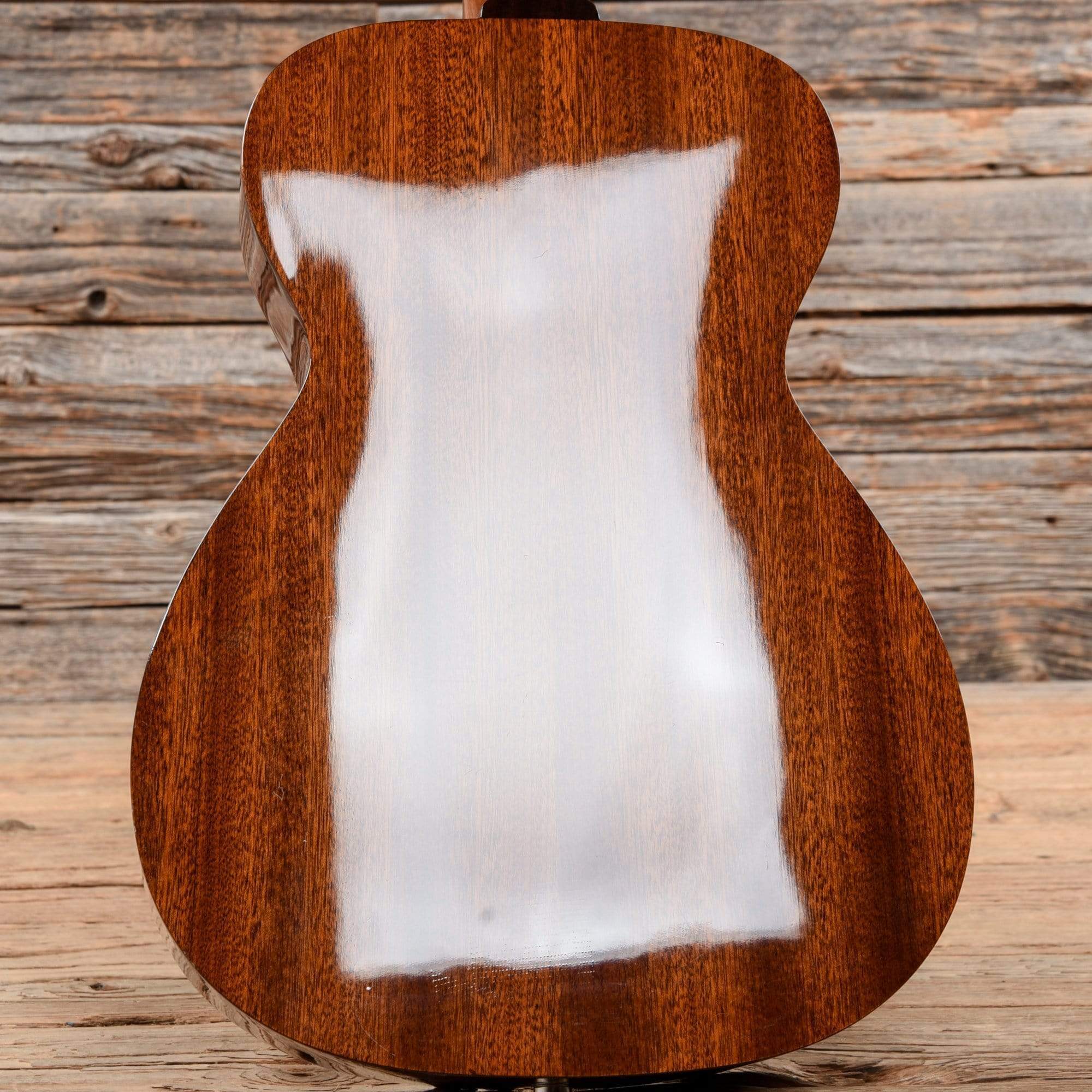 Guild GADM-20 Concert Natural 2010 Acoustic Guitars / Concert