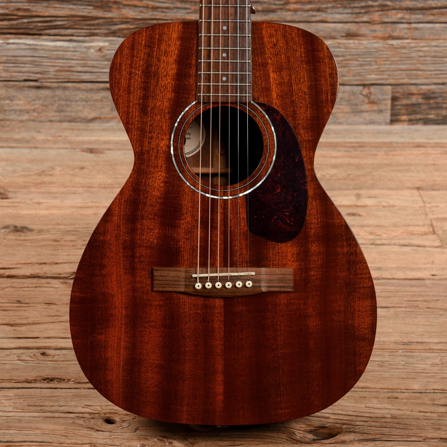 Guild M-120E Natural Acoustic Guitars / Concert
