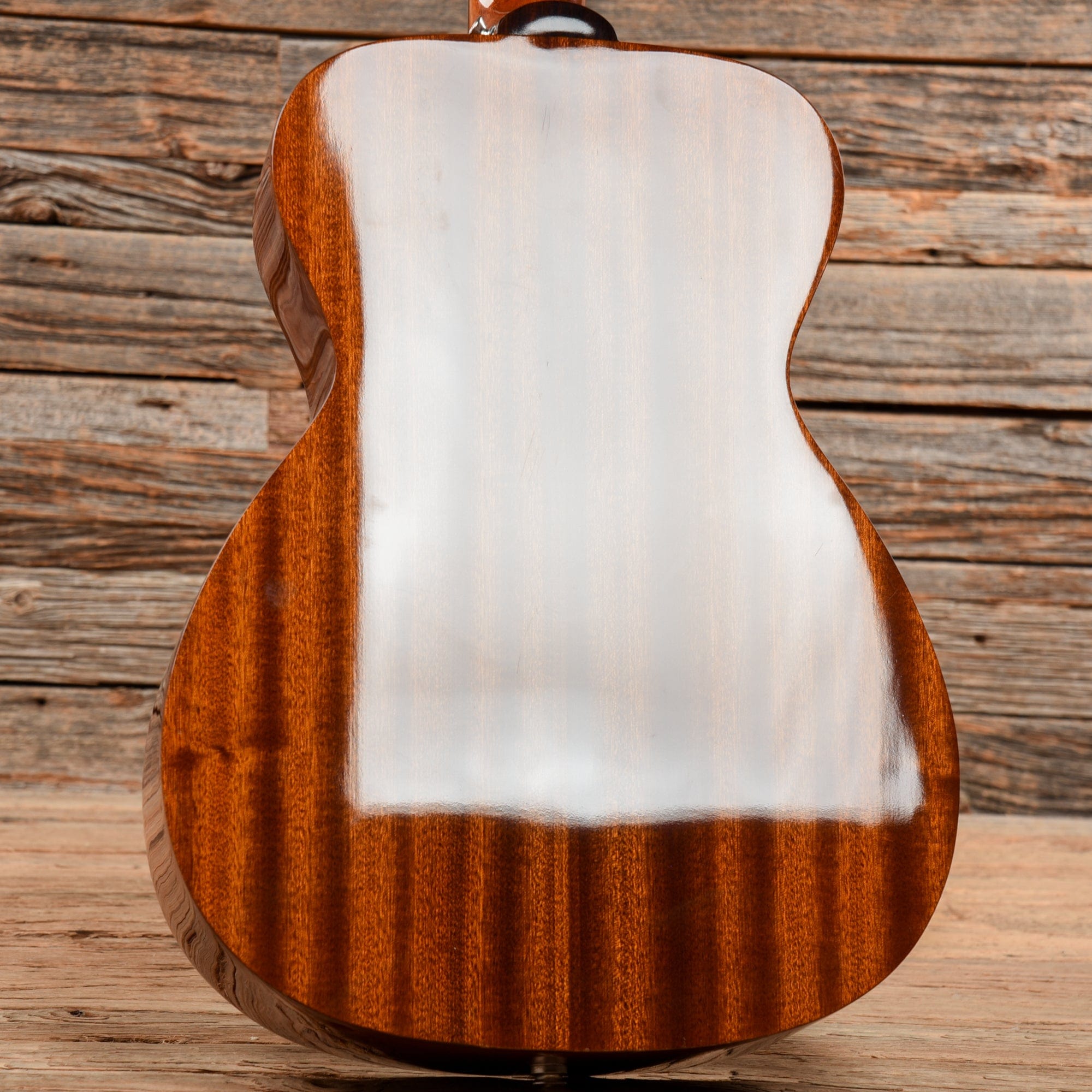 Guild M-120E Natural Acoustic Guitars / Concert