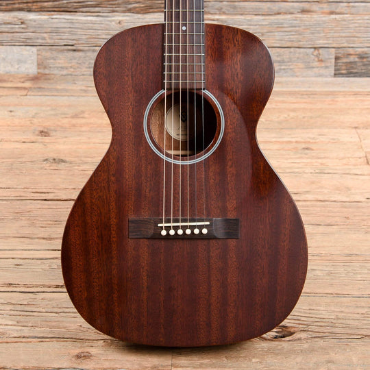 Guild M-20 Natural Acoustic Guitars / Concert