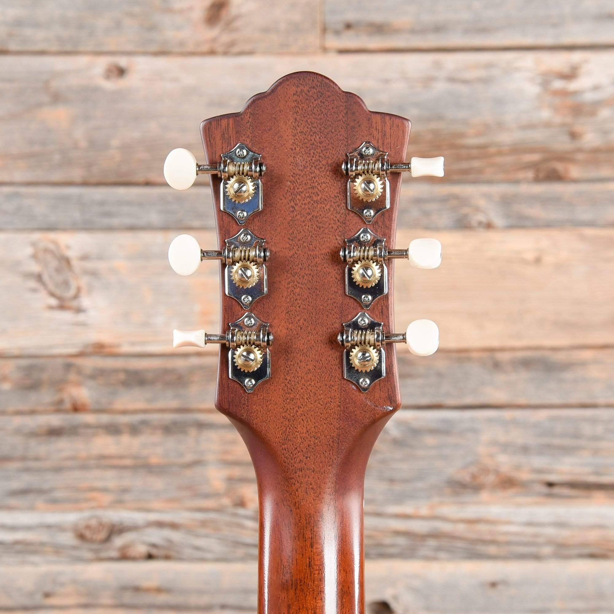 Guild M-20 Natural Acoustic Guitars / Concert