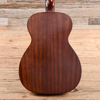 Guild M-20 Natural Acoustic Guitars / Concert