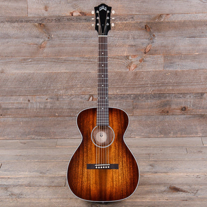 Guild M25E CAB Natural Acoustic Guitars / Concert