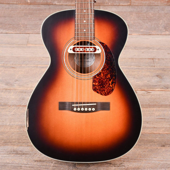 Guild Westerly M-240E Troubadour Vintage Sunburst Satin Acoustic Guitars / Concert