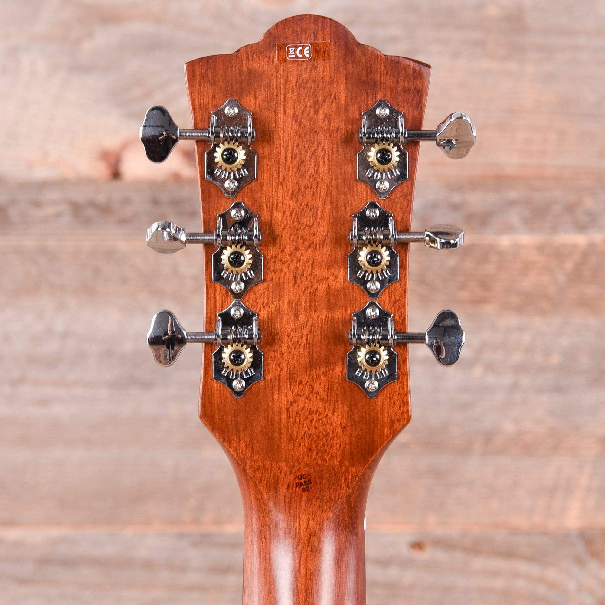 Guild Westerly M-240E Troubadour Vintage Sunburst Satin Acoustic Guitars / Concert
