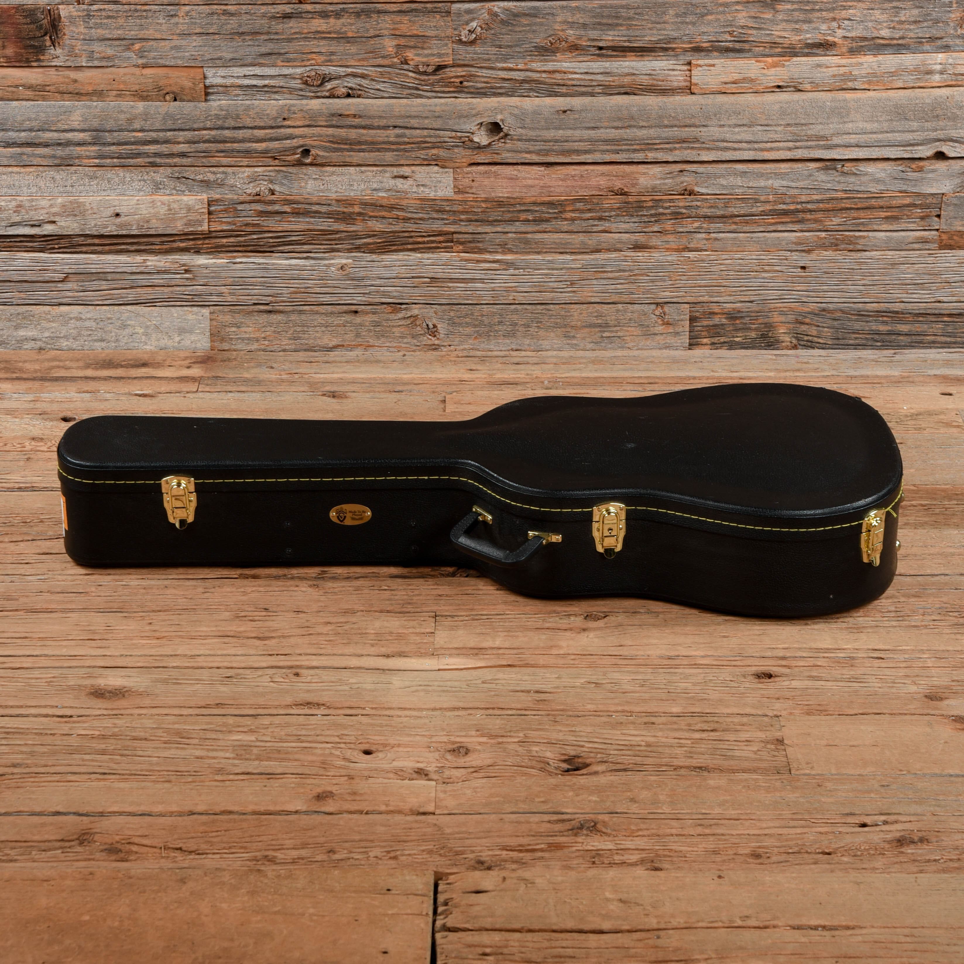 Guild D-150CE Natural Acoustic Guitars / Dreadnought