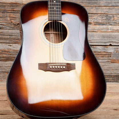 Guild D-40 Traditional Antique Sunburst Acoustic Guitars / Dreadnought