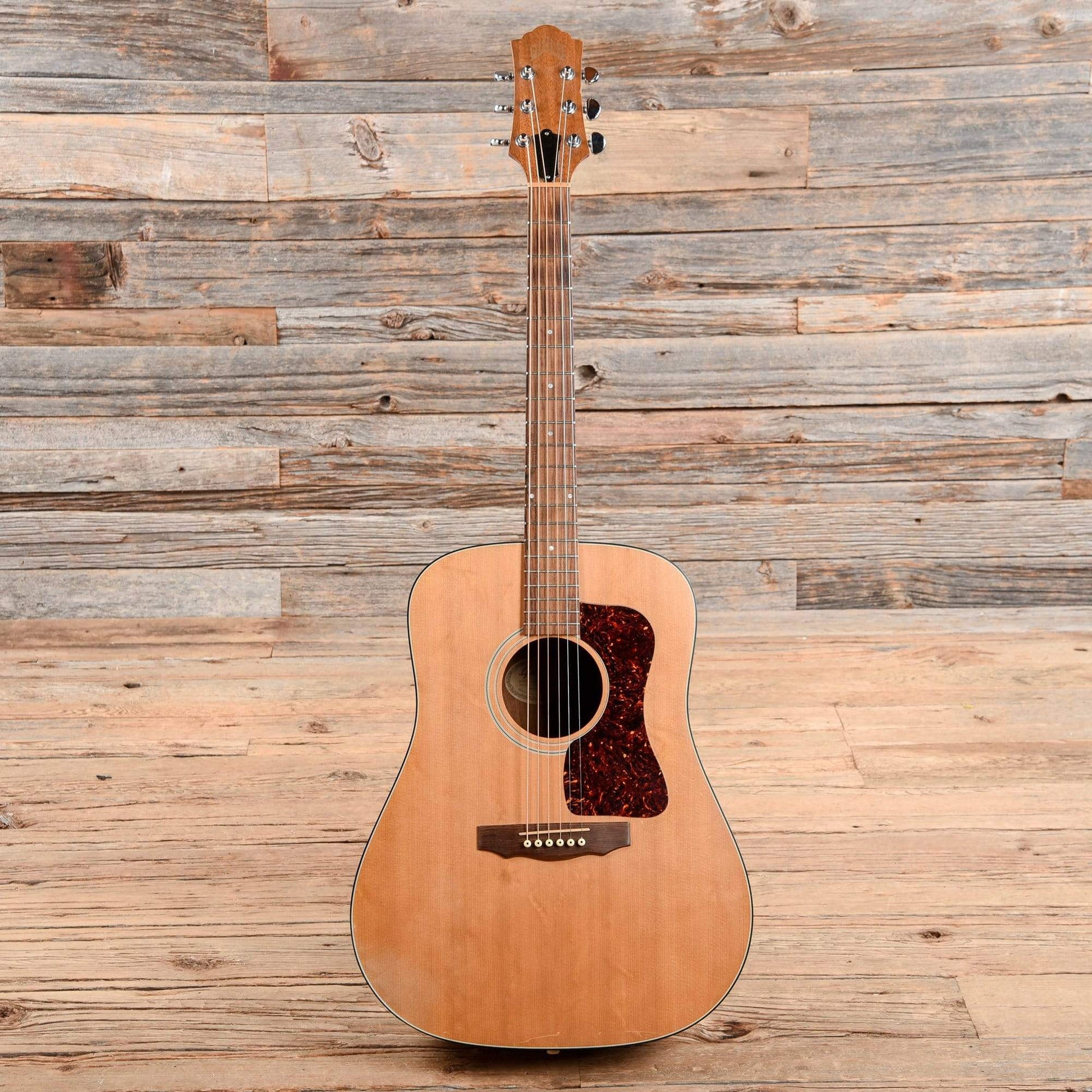 Guild D4 Natural Acoustic Guitars / Dreadnought