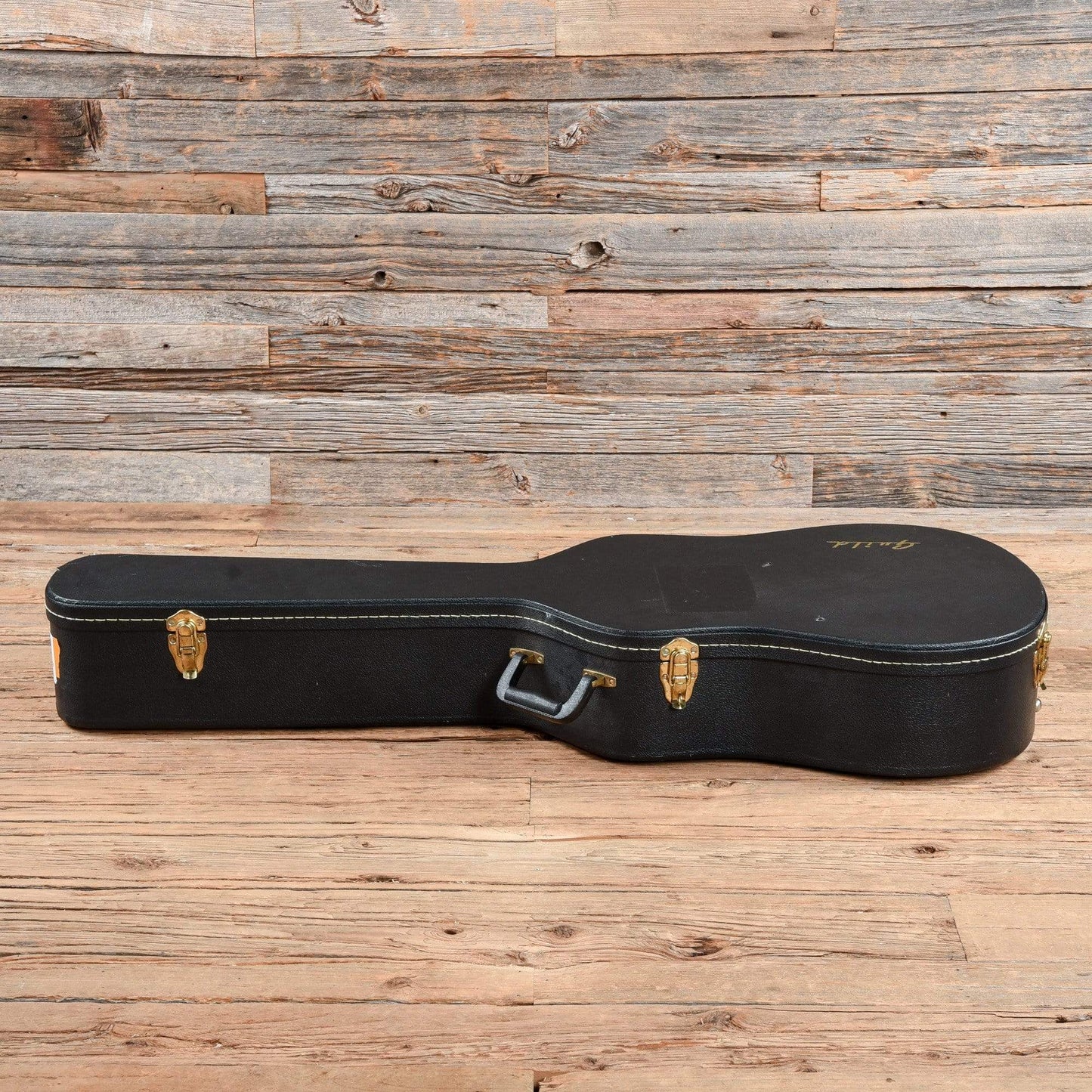 Guild D4 Natural Acoustic Guitars / Dreadnought