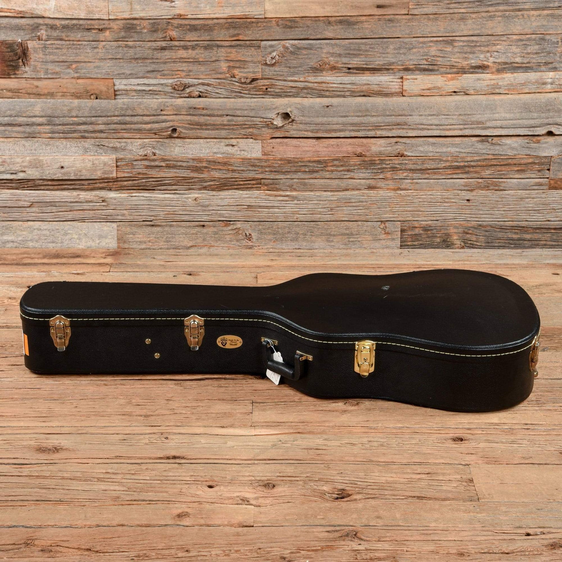 Guild D40CE Standard Natural 2012 Acoustic Guitars / Dreadnought