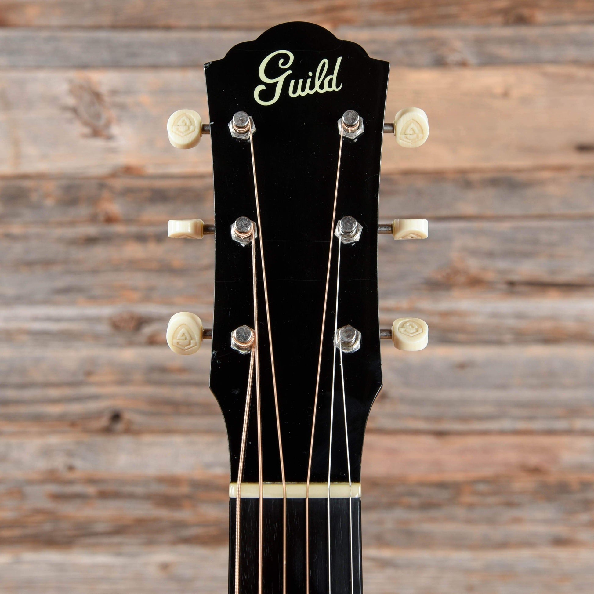 Guild Orpheum Slope Shoulder 12 Fret Dreadnought Natural 2013 Acoustic Guitars / Dreadnought