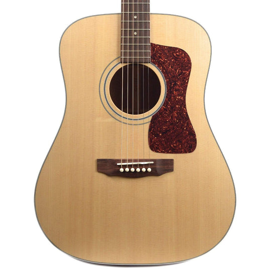 Guild USA D-40 Dreadnought Sitka Spruce/Mahogany Natural Acoustic Guitars / Dreadnought