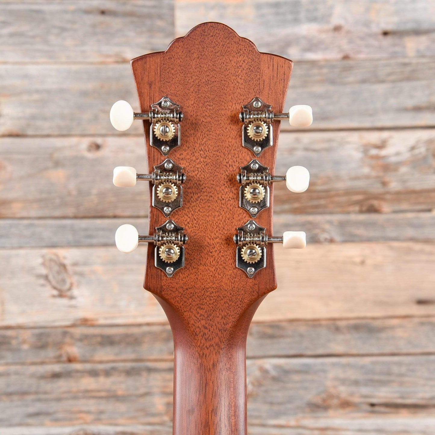 Guild USA D-40 Dreadnought Sitka Spruce/Mahogany Natural Acoustic Guitars / Dreadnought