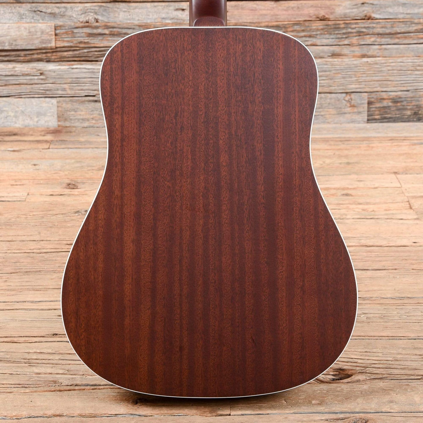 Guild USA D-40 Dreadnought Sitka Spruce/Mahogany Natural Acoustic Guitars / Dreadnought