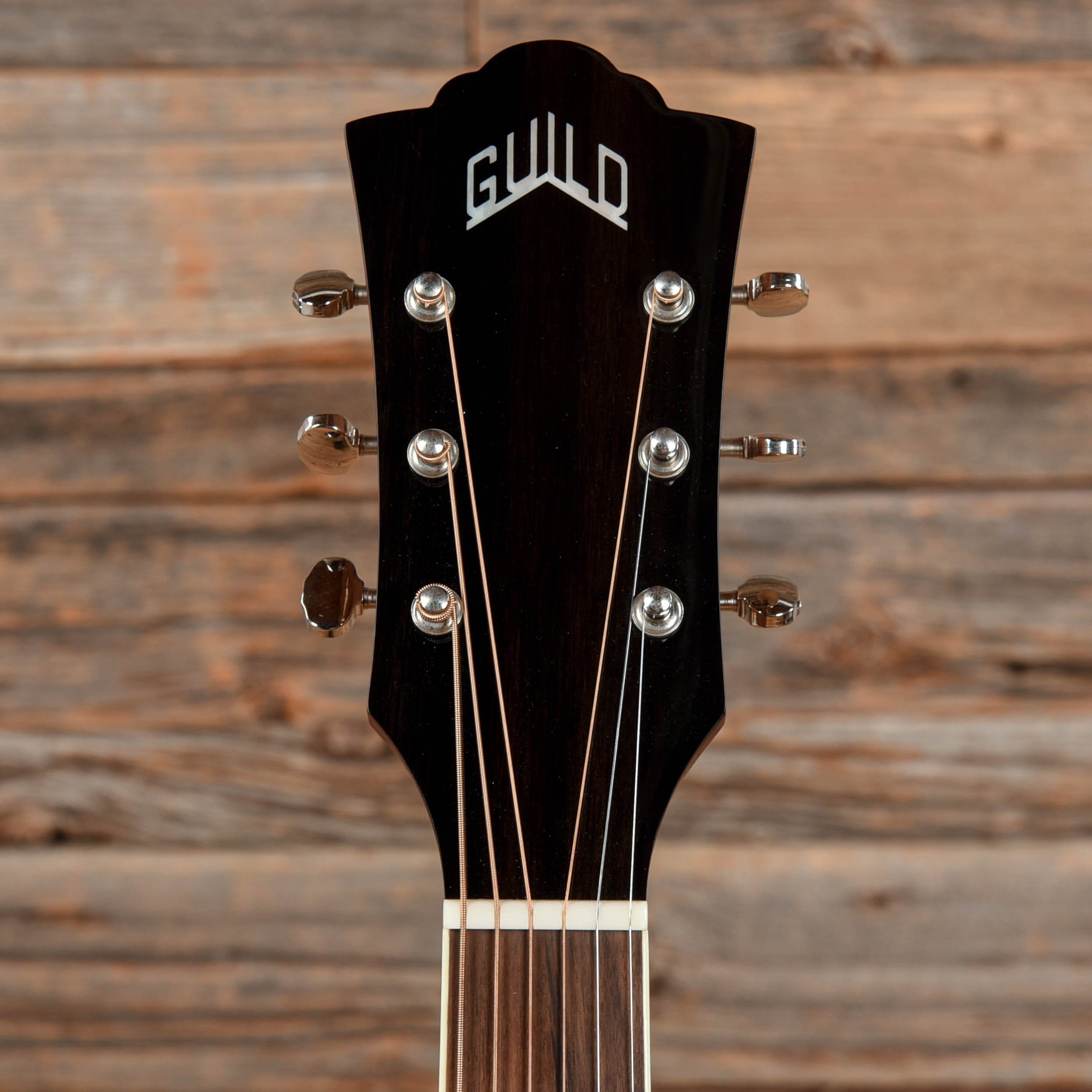 Guild Westerly D-260CE Deluxe Dreadnought Cutaway Natural w/Electronics Acoustic Guitars / Dreadnought