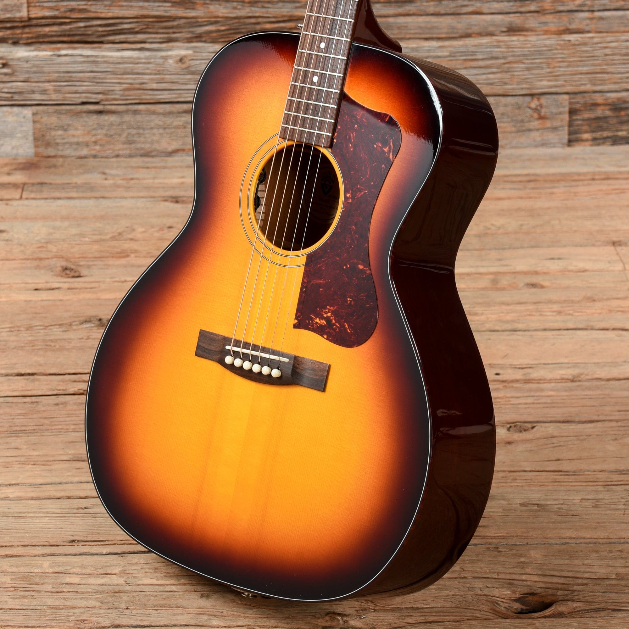 Guild F-40 Suburst 2010 Acoustic Guitars / Jumbo