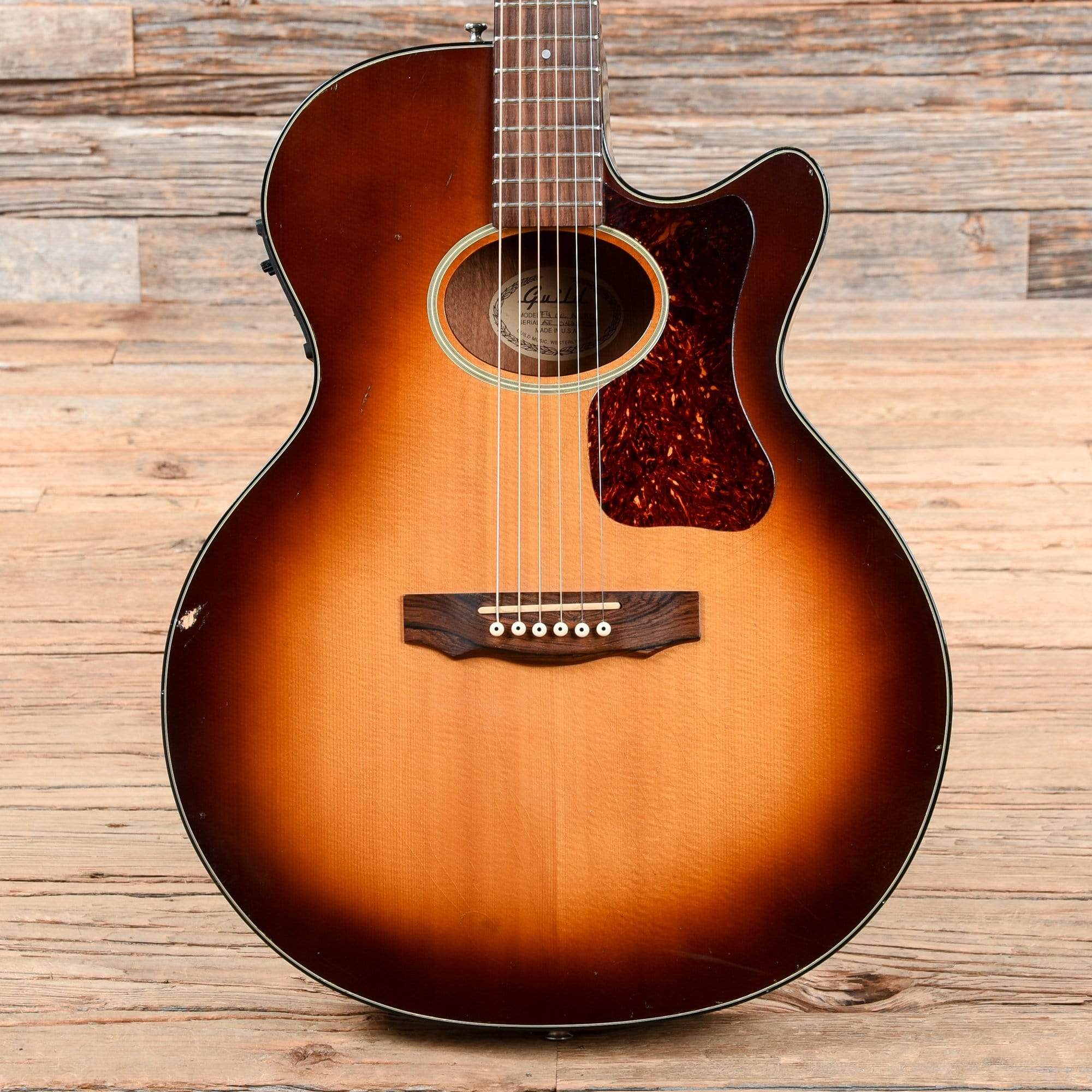 Guild F4-CE Sunburst 1998 Acoustic Guitars / OM and Auditorium