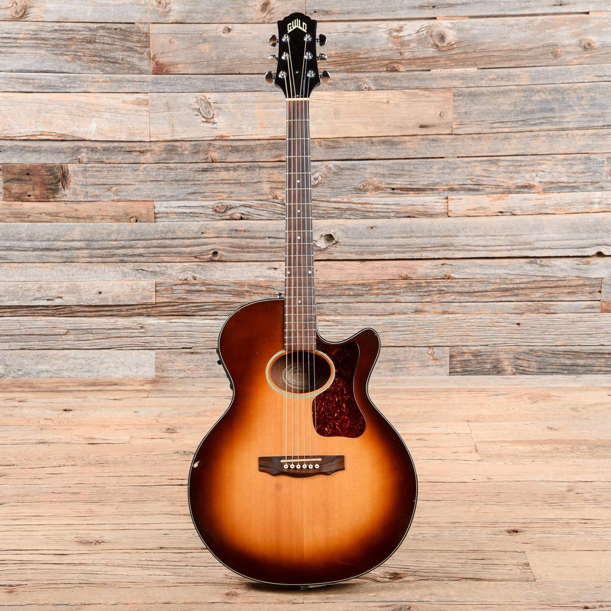 Guild F4-CE Sunburst 1998 Acoustic Guitars / OM and Auditorium