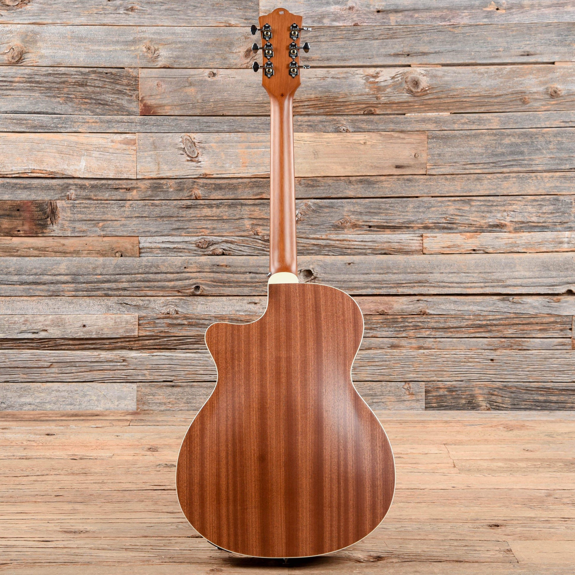 Guild Westerly OM-240CE Archback Orchestra Spruce/Mahogany Natural w/Electronics Acoustic Guitars / OM and Auditorium