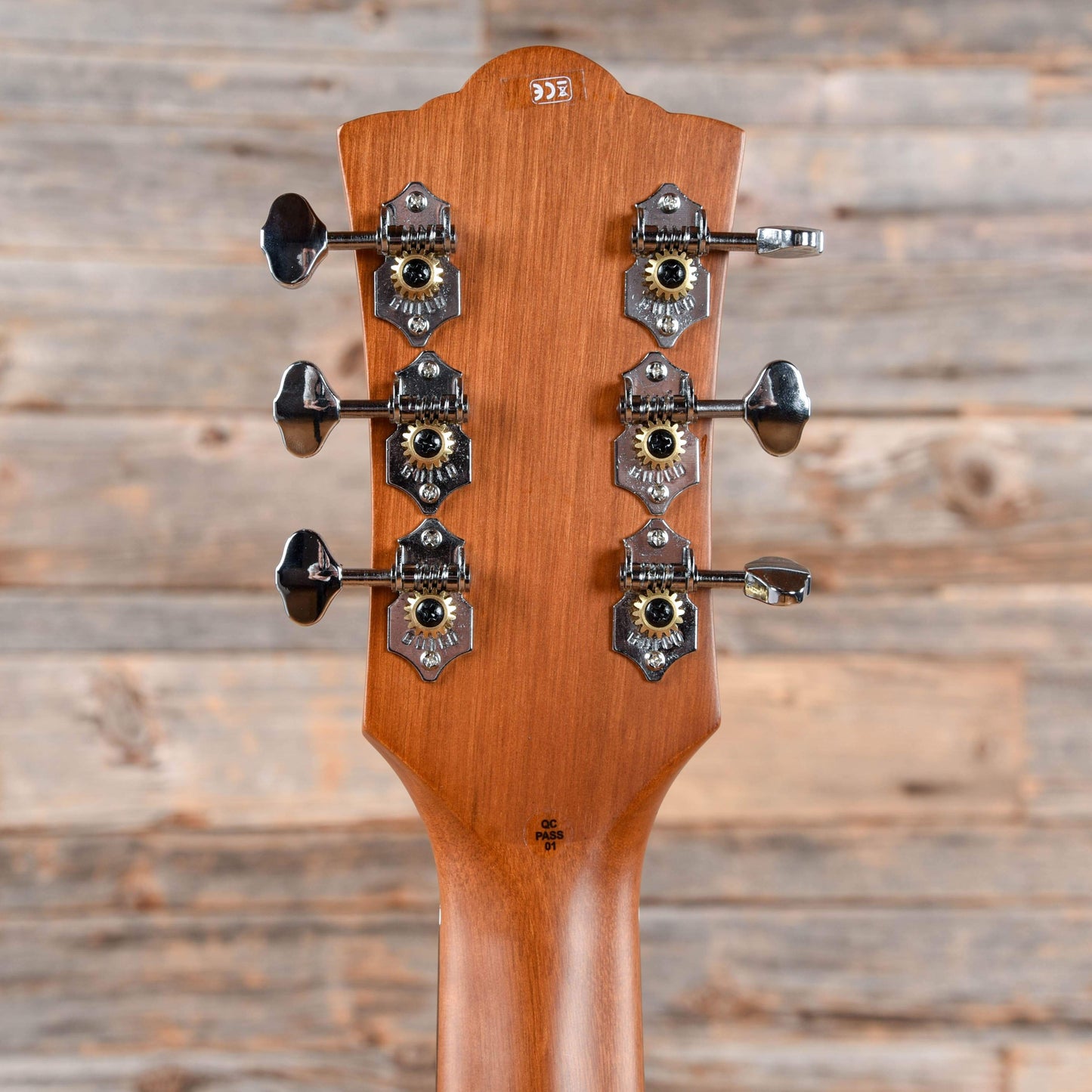 Guild Westerly OM-240CE Archback Orchestra Spruce/Mahogany Natural w/Electronics Acoustic Guitars / OM and Auditorium