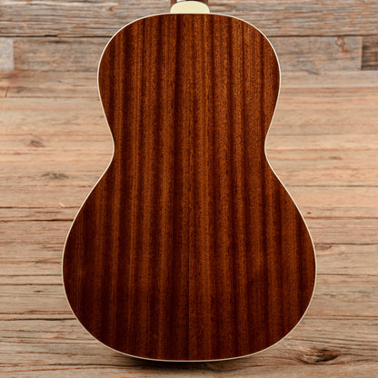 Guild Westerly P-240 Memoir 12-Fret Parlor Natural Natural Acoustic Guitars / Parlor